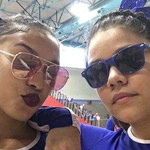 Meet your Posher, Regina